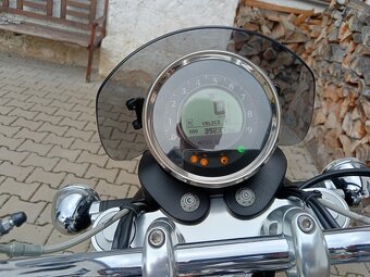 MOTO GUZZI CALIFORNIA 1400 CUSTOM - 11