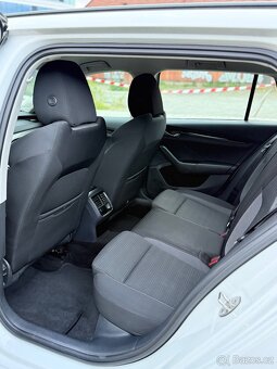 Škoda Octavia IV 2021 rok 2.0 tdi - 11