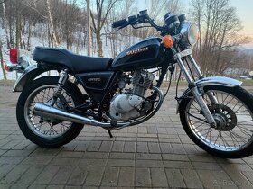 Suzuki Marauder 125 - 11