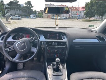 AUDI A4 B8 1.8 TFSI 118KW r.v. 2011 - 11