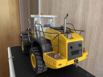 RC kolový nakladač 114 - 11