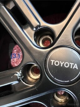 5x114,3 R16 originál alu Toyota Corolla - TPMS - ET40 - 11