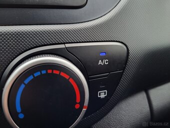 HYUNDAI i10 1.0 i 49kW FAMILY - ČR - 1.majitel - 11