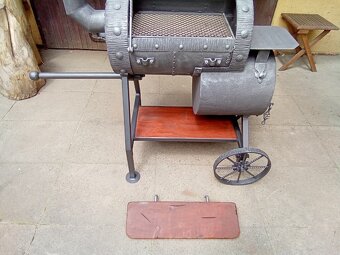 Gril - lokomotiva - 11