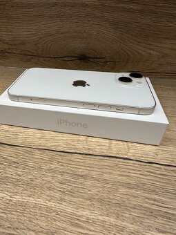 iPhone 14 128 GB Hvězdně bílá - 11