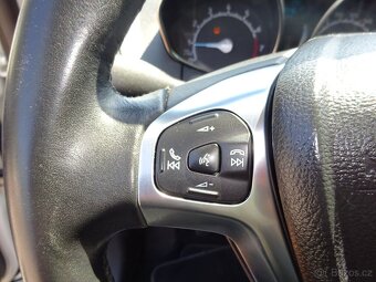Ford Ecosport 1,0 i - 11