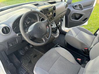 Peugeot Partner - 11