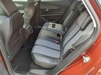 Peugeot 3008 1,2 PT EAT8 ALLURE 81.000 km - 11