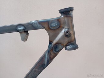 Rám Jawa Pérák - 11