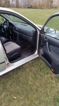 Škoda Octavia 1.6.benzin - 11