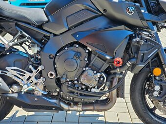 Yamaha MT-10 Tourer Edition, původ ČR, servisní knížka - 11
