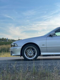 BMW E39 525d Touring - 11