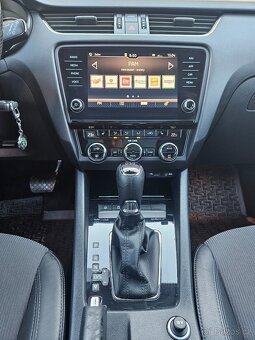 Škoda Octavia 3.5 1.0 tsi 85 kw Eleganc - 11