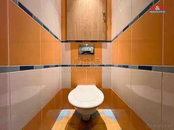 Pronájem bytu 2+1, 59 m², Ostrava, ul. Varenská - 11