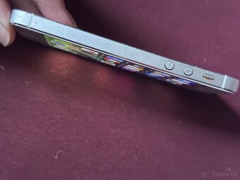 Mobilni telefon iphone 5 funkcni  Popis  - 11