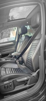 VW Passat B8 Bussines DSG Matrix IQ Pano Kuže Virtual - 11