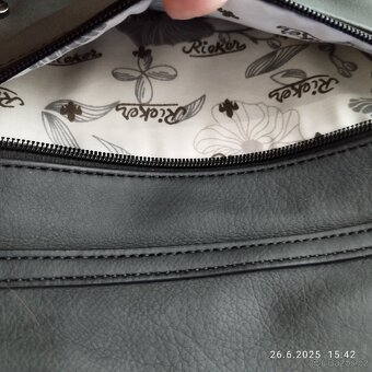 Dámská černá crossbody kabelka RIEKER
H1107-00 černá W0 - 11