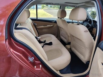 prodám Škodu Fabii Sedan 1.4 16V 55kw Elegance - 11