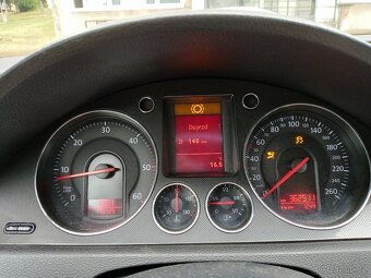 Wolkswagen Passat B6 Kombi - 11