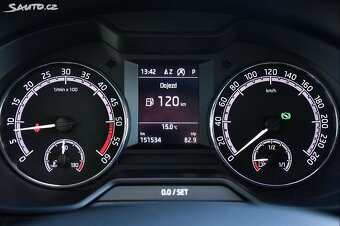 Škoda Octavia Combi 1.6TDi DSG 85KW NAVI CARPLAY - 11