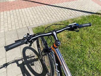 27.5" celoodpružené horské kolo 4ever rám 19" - 11
