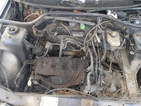 Ford Escort - 11