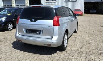 Peugeot 5008 1,6i Family benzín 115kw - 11