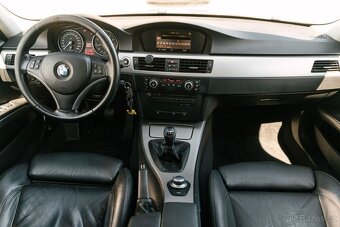 BMW Rad 3 335i xDrive E90 - 11