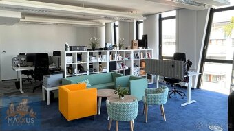 Pronájem kanceláře (315 m2), ul. Karolinská, Praha 8 - Karlí - 11