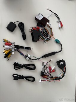 NOVÉ 7" Android 14 Autorádio Audi A3 8p, A4 B7, TT - 11