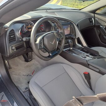 Chevrolet Corvette C7 Targa strecha - 11