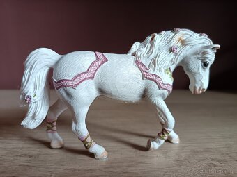 SCHLEICH Koně SBĚRATELSKĒ FIGURKY 44 aj. - 11