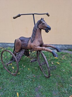 Starožitný koník - tříkolka - 11