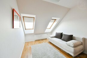 Prodej světlého bytu 4+kk s balkonem, 104 m2 - Praha - Stříž - 11