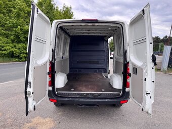 CRAFTER L1H1 100 KW 3500 KG FACELIFT R.V 2015 AC-VÝHŘEV-MAN - 11