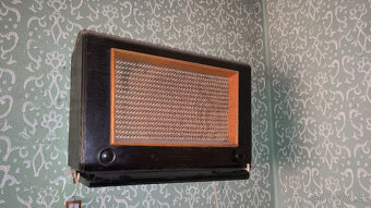 Retro rádia - různé druhy a značky - dřevěná i plastová / ba - 11