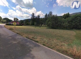 Leptač, stavební parcela - 11