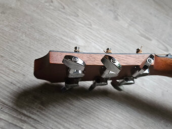 Elektroakustická česká kytara FURCH s kvalitním snímám - 11