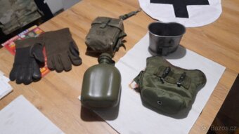 US polní láhev (Vietnam era) - 11