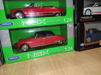 prodám modely automobilů 1:24 - 11