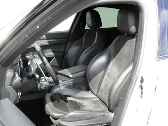 Alfa Romeo Stelvio 2.9 Tw-Turbo V6 Quadrifoglio 1.199.999Kč - 11