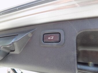 Land Rover Discovery Sport D150 AWD AUT. - 11