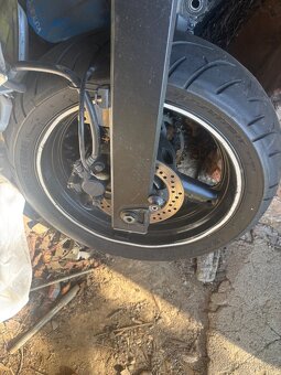 Predni a zadni kolo na Suzuki SV 650 a SV 650S 03-09 - 11