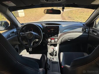 Subaru Impreza WRX Sti - 11