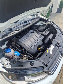 Volkswagen Touran 1.6 TDI - 11