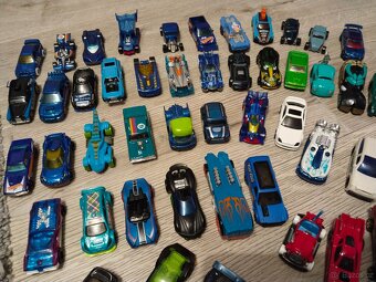 Hot-wheels sada 134 aut - 11
