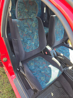 Nissan Almera 1.4 16V Spring hatchback garazovany - 11