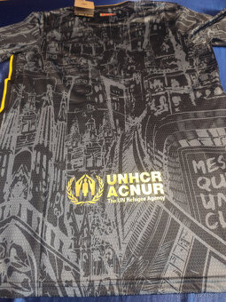 Dres Fc Barcelona Architektúra mesta Gaudí Nový s visačkami - 11