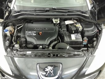 Peugeot RCZ 2,0 HDi 163 - 11
