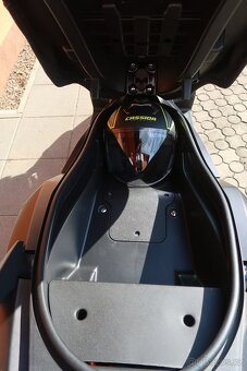 Maximus Caesar 125 EFI Euro 5 - 11